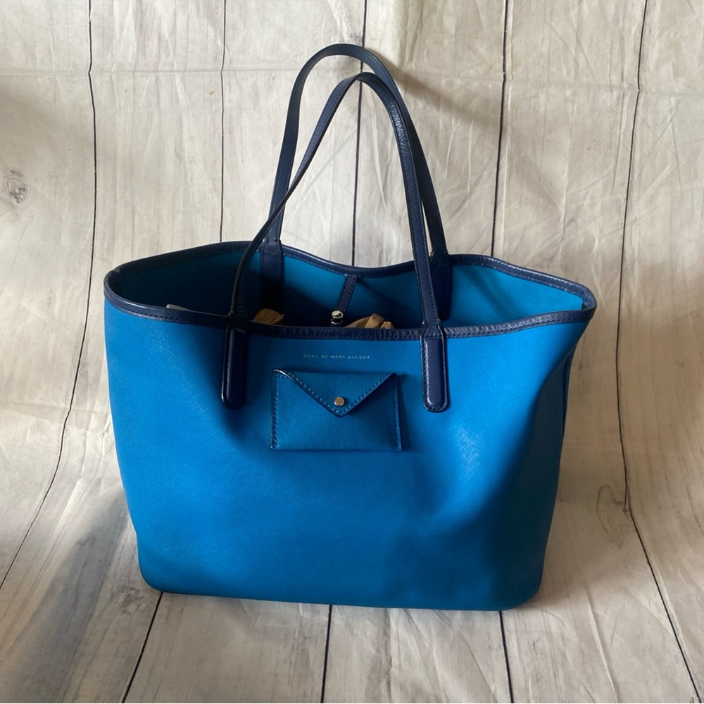 Marc by Marc Jacobs Blue Leather Metropoli Tote